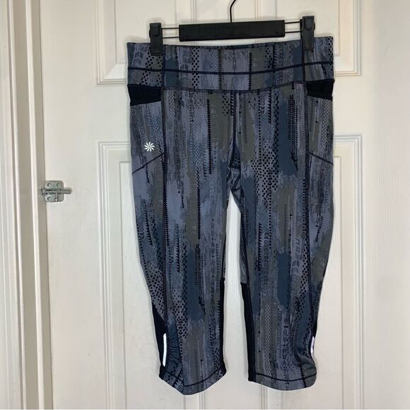 Athleta Dobby Be Free Cropped Leggings Size Small - Picture 1 of 13